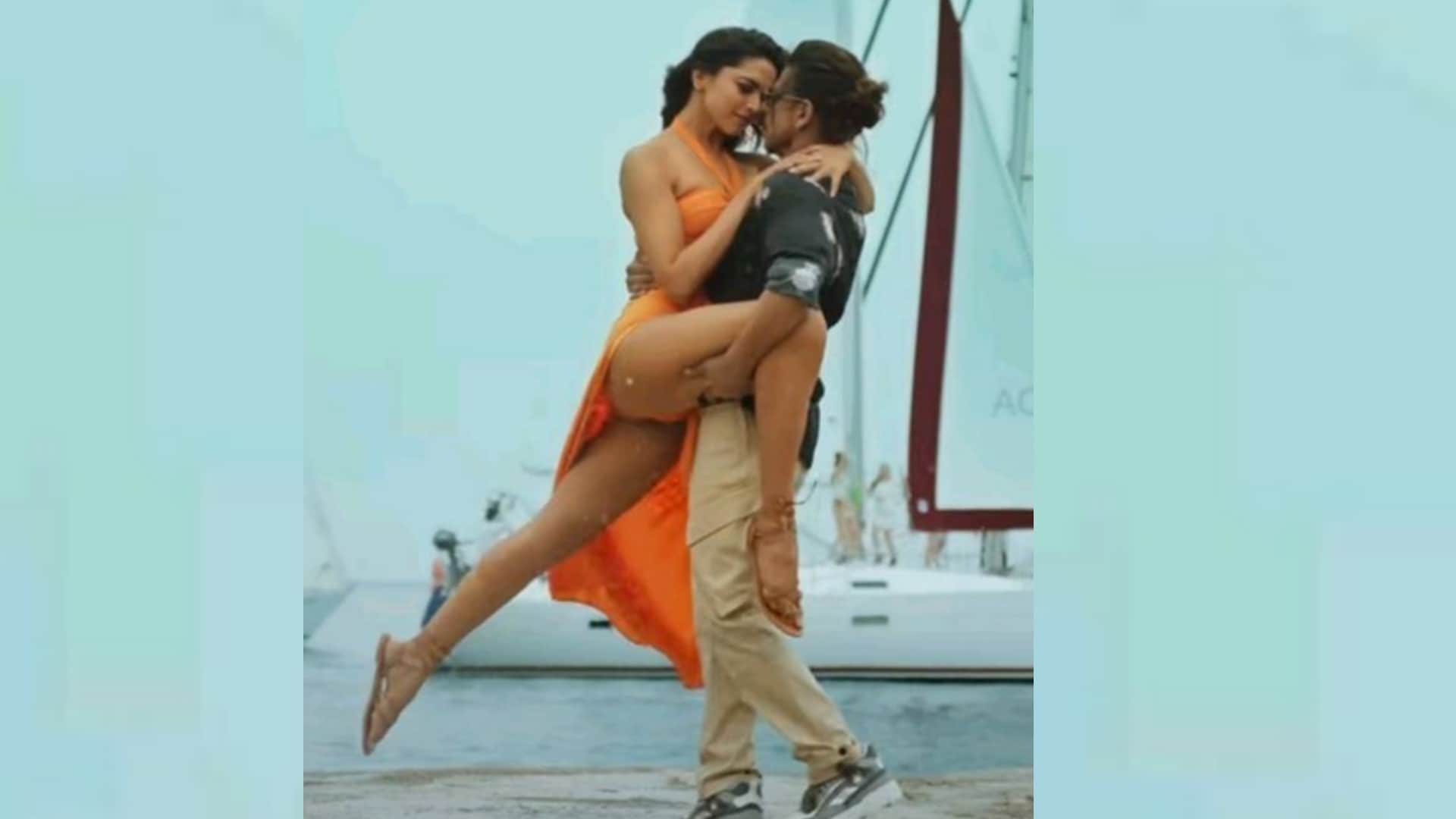 Pathaan Controversy khesari lal yadav reaction on besharam rang bhagwa bikini shahrukh film trailer release