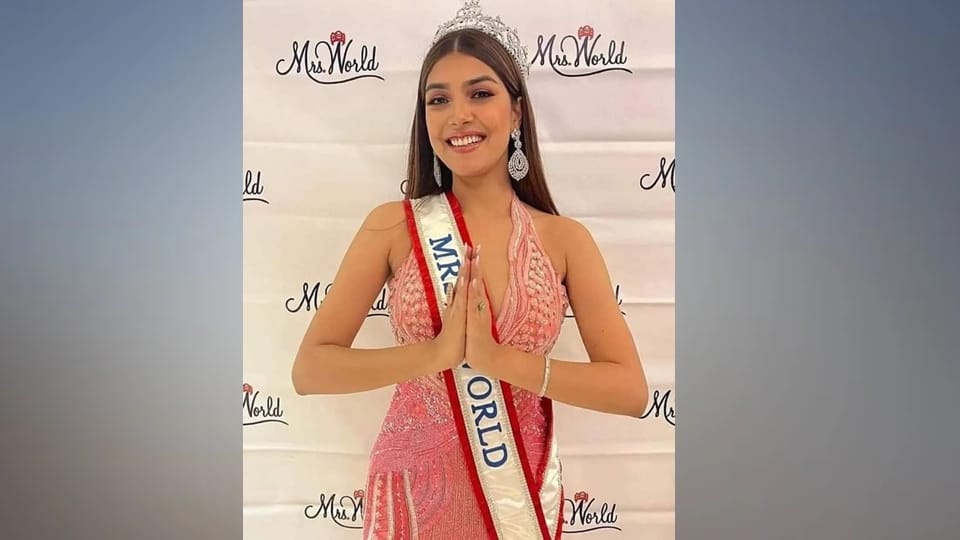 who is sargam koushal Won title Mrs World 2022 in america full news stories and photos