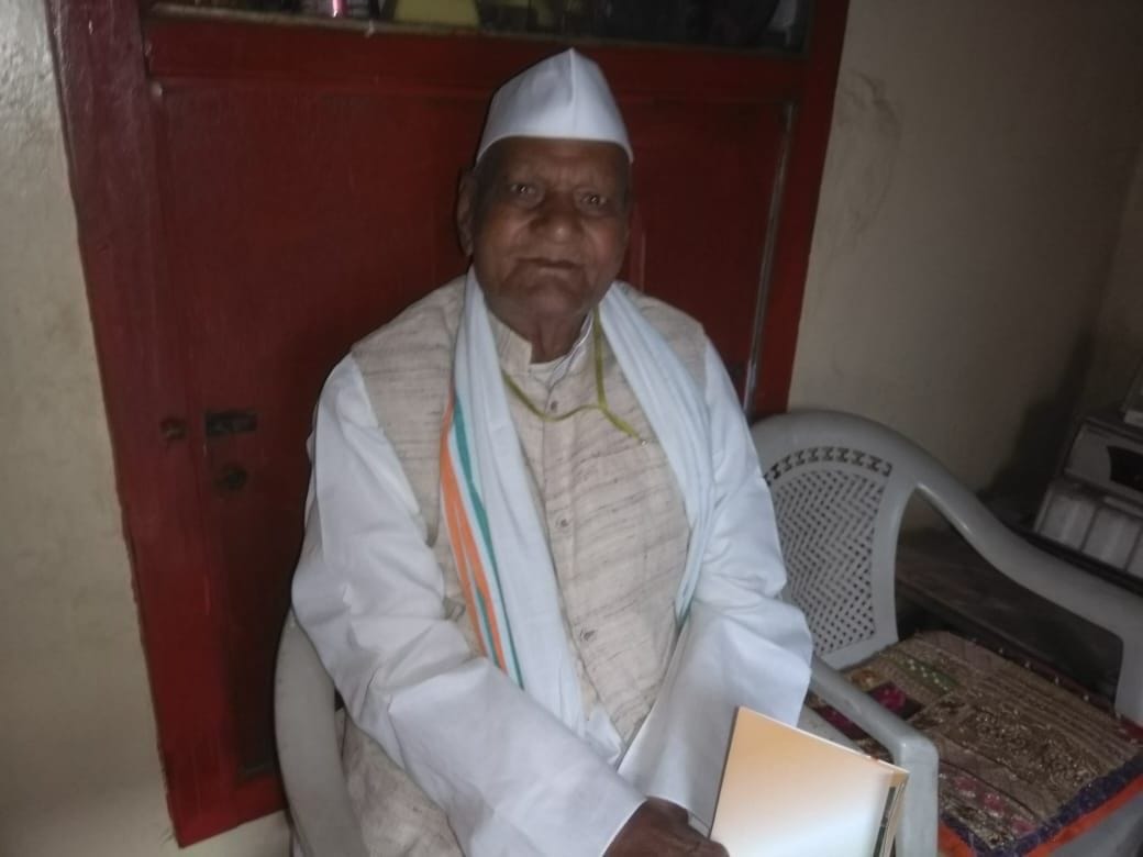 Death of freedom fighter Umashankar Mishra, condolence salute given by granddaughter