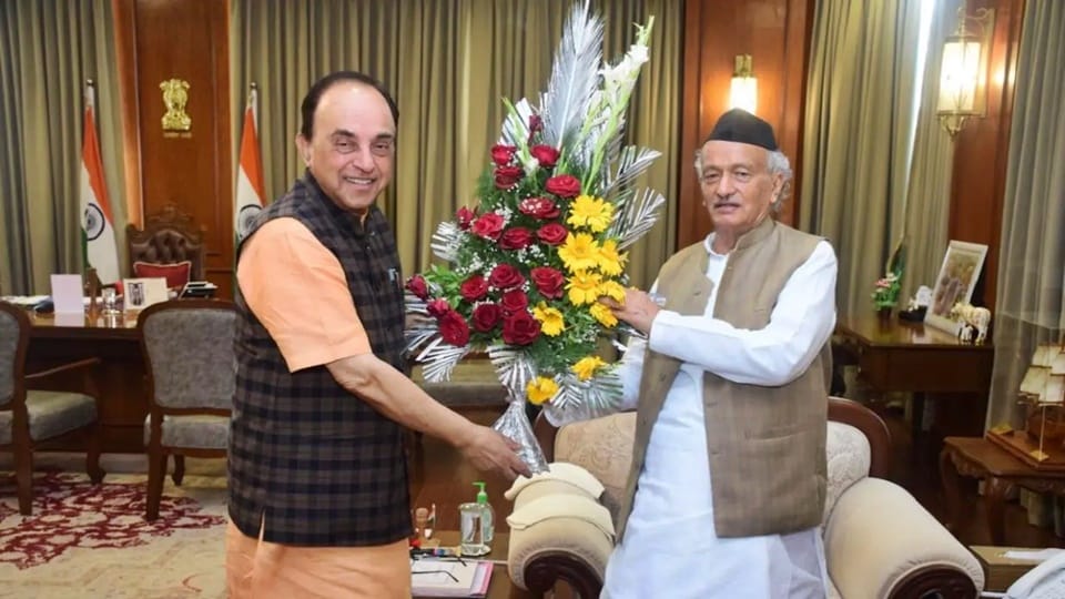 BJP leader Subramanian Swamy meets Maharashtra Governor Bhagat Singh Koshyari at the Raj Bhavan