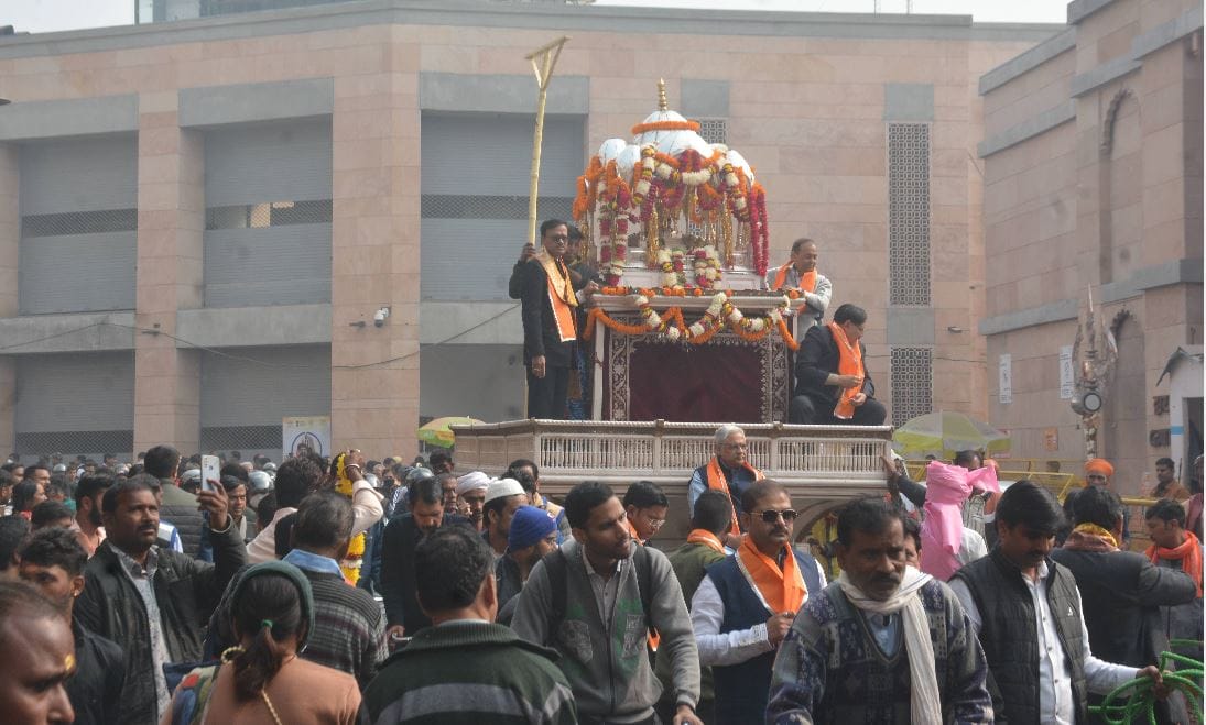 23rd Tirthankar of Jainism  Lord Parshwanath jayanti rath yatra in varanasi