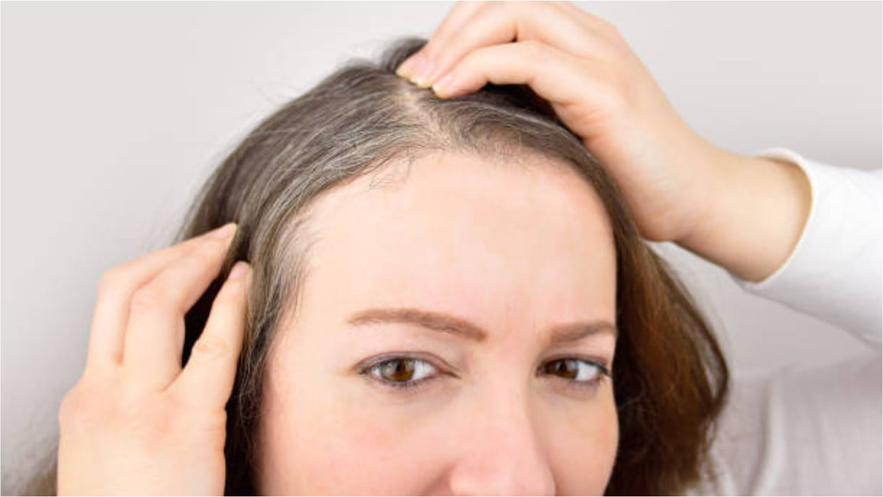 white hair turn black with this homemade paste henna and coffee
