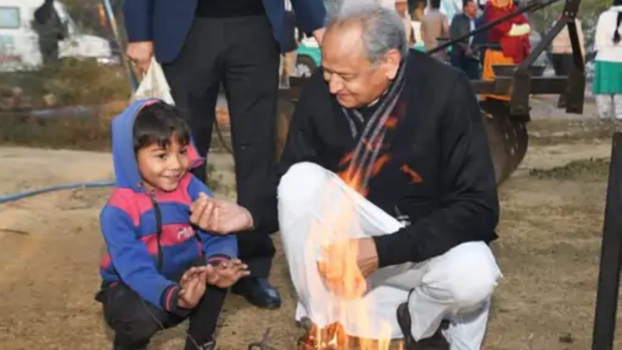 CM Ashok Gehlot unique style sit with children and women during Bharat Jodo Yatra