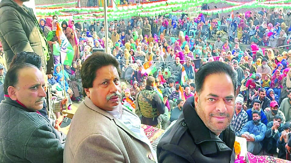 Assembly elections should be held soon, state status should be restored, meeting held in Kulgam