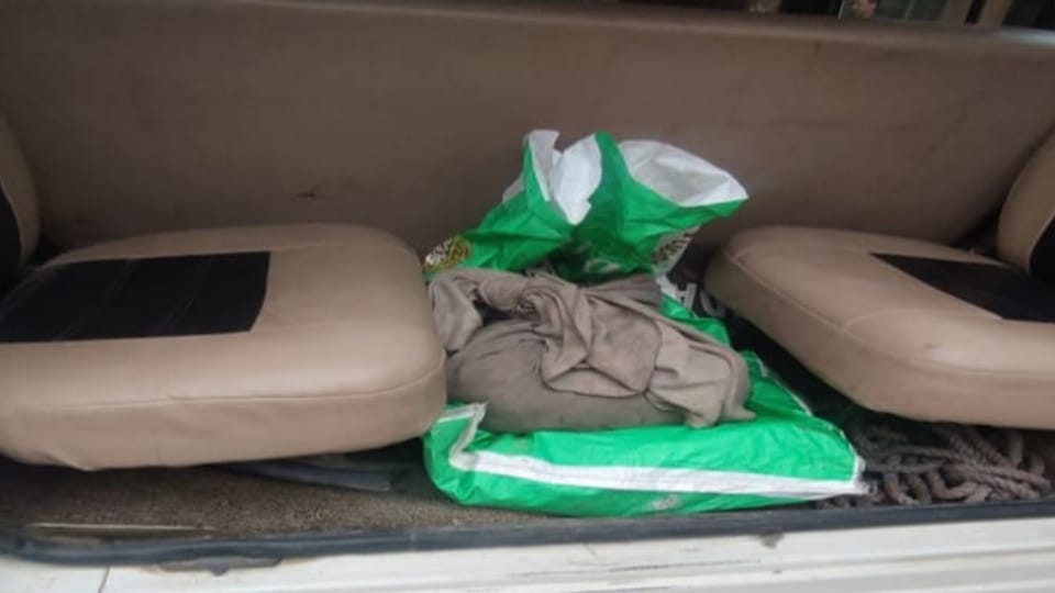 Dead body found on meerut road of Karnal