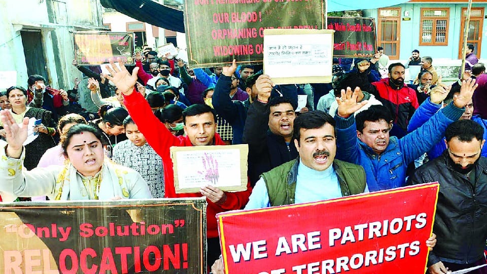 31 thousand employees of Jal Shakti Department on strike in Jammu and Kashmir
