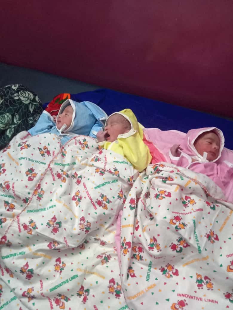 Bhadohi: The woman gave birth to three children together, everyone was surprised to hear the news