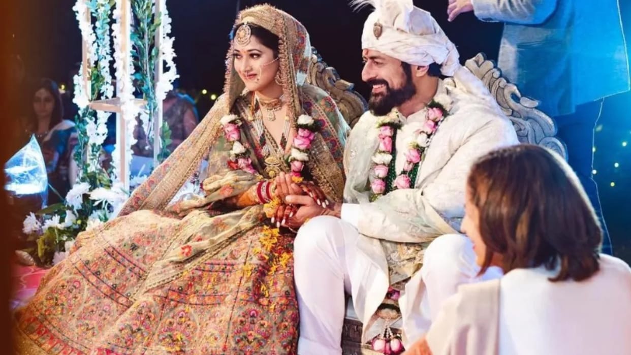 mohit raina and aditi sharma first marriage anniversary know about devon ke dev mahadev actor love story