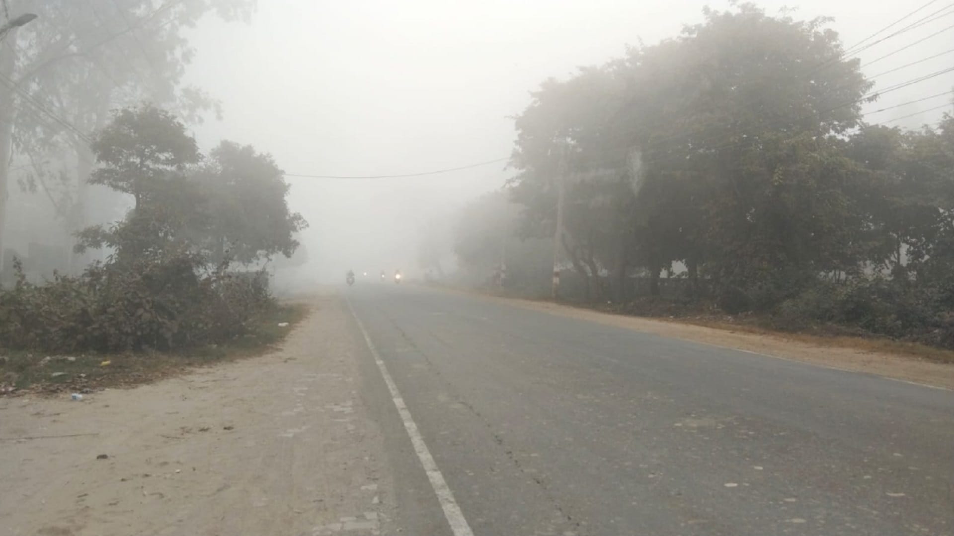 Up weather news: cold weather in Western up due to heavy fog