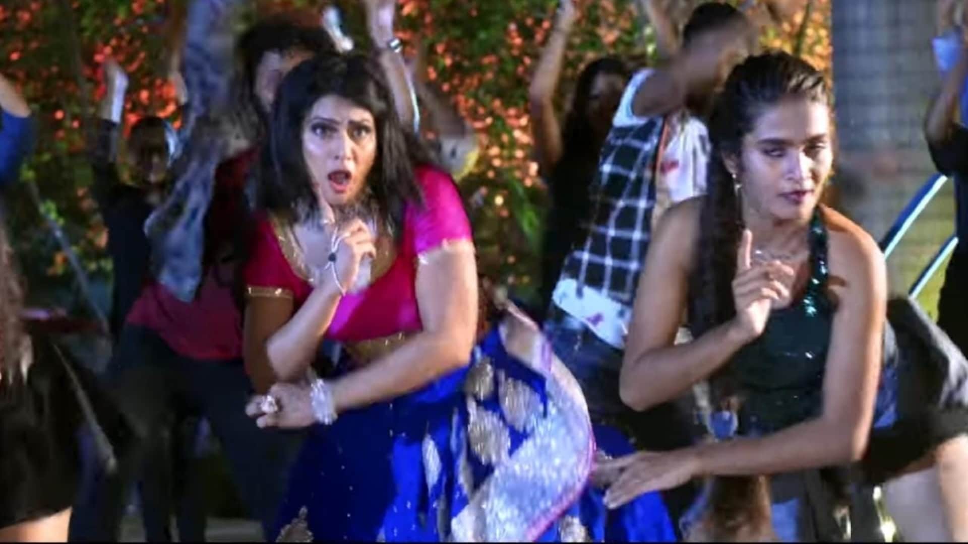 Bhojpuri Actress Pakkhi Hegde returned as item girl from song piya pees diya jawani ke in film industry