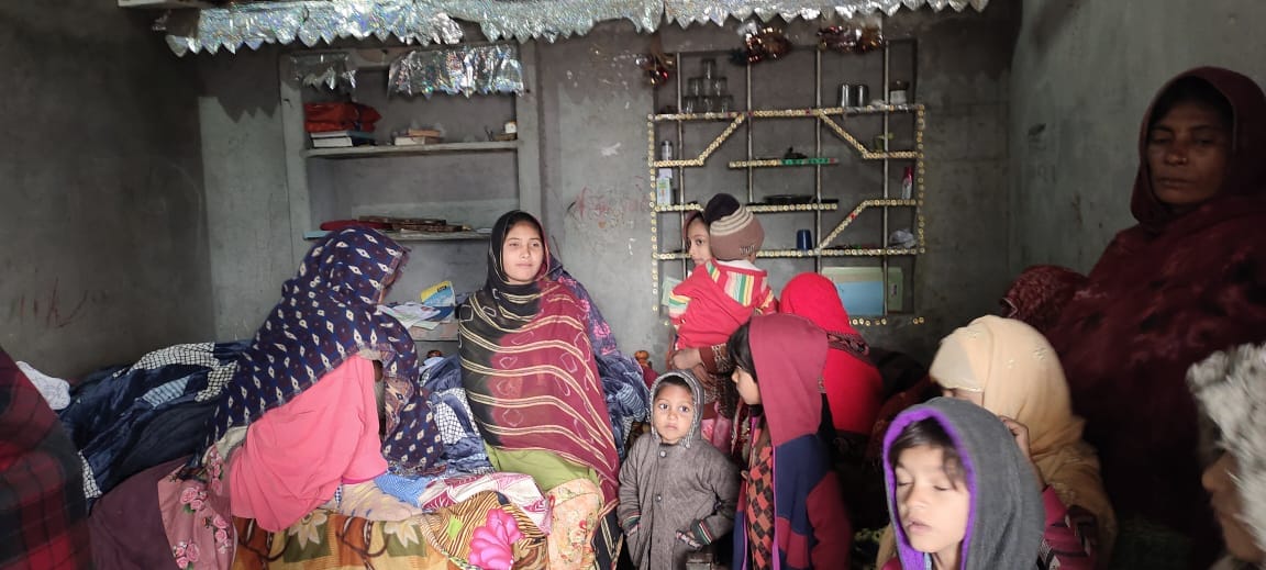 Shamli News: Robbery of lakhs by taking family hostage by showing power of pistol