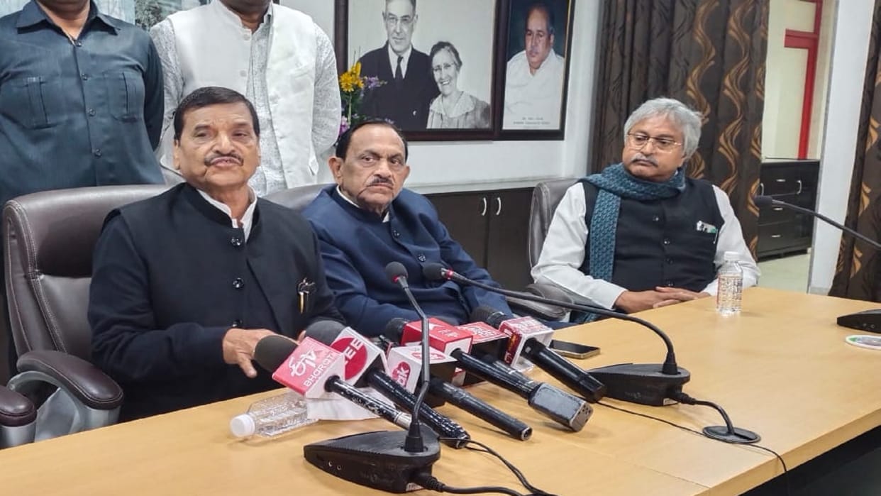 Shivpal Singh Yadav big statement in Prayagraj  says Akhilesh is playing a good role of opposition