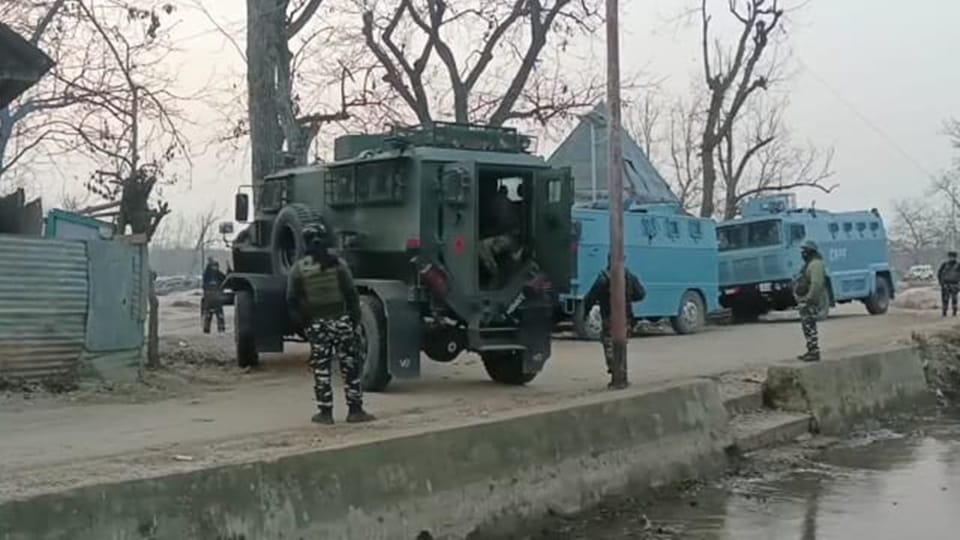 srinagar budgam terrort attack army patrolling party in Budgam