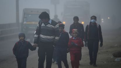 Weather Forecast Today Severe Cold Wave Fog in North India Western disturbance Impact Delhi Punjab Uttarakhand