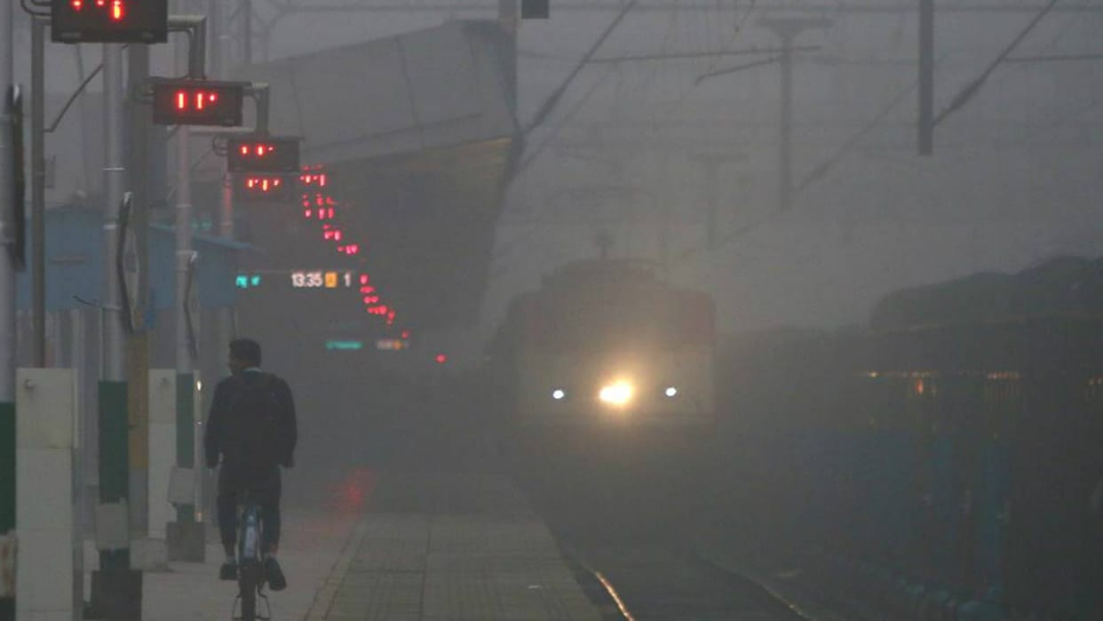 Fog is unable to slow down speed of trains due to device