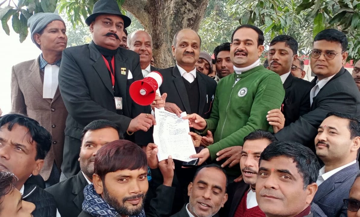 gonda,advocate,Gyapan
