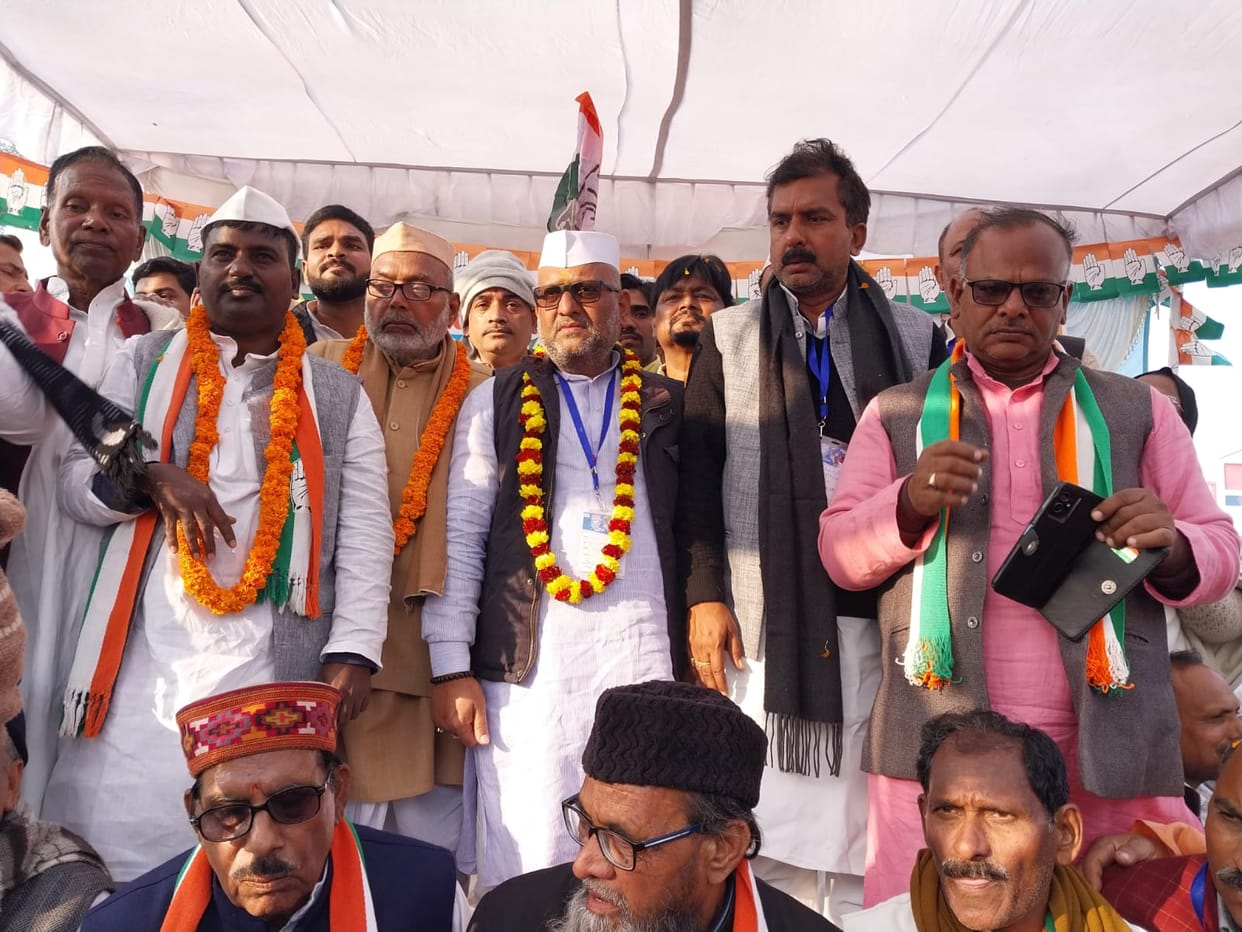 Congress leader Ajay Rai adamant on latke jhatke comment said reply to notice of Women Commission