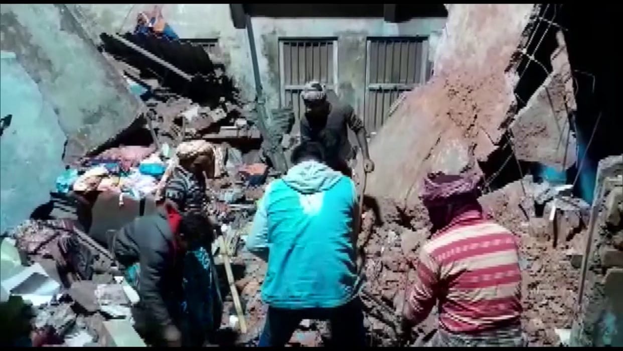 55-year-old woman killed in building collapse in West Bengal