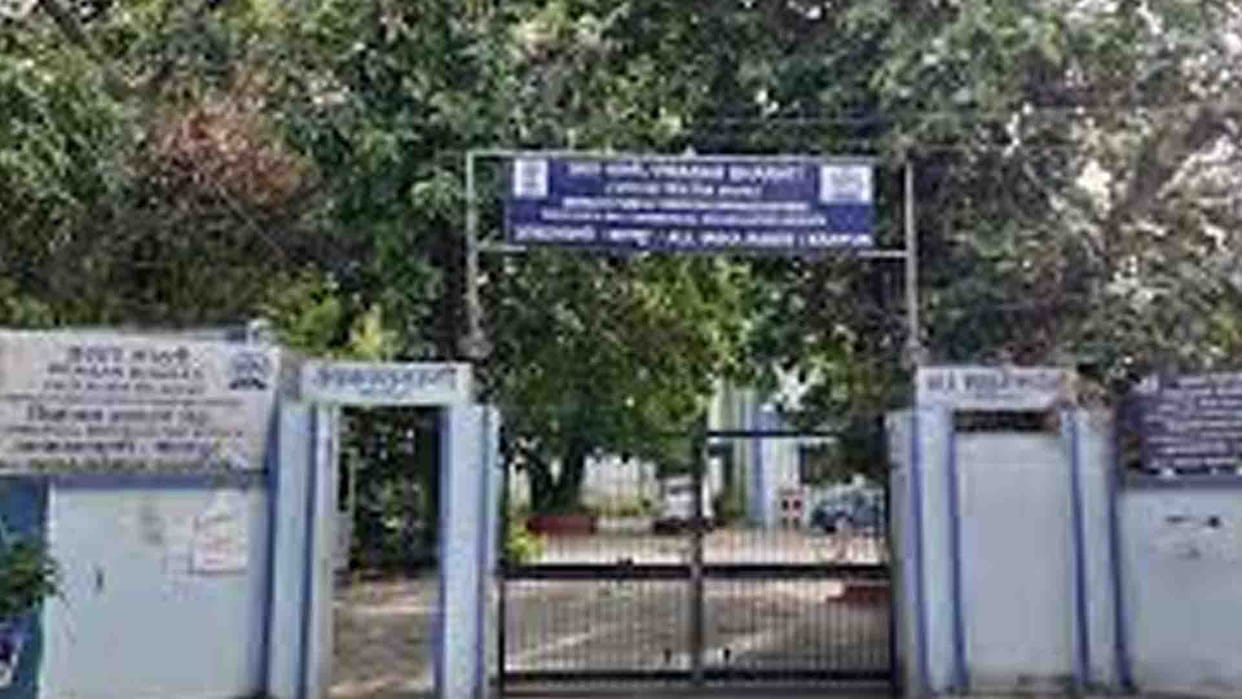 Kanpur: After 57 years, programs broadcast from Kanpur on vividh bharati were closed
