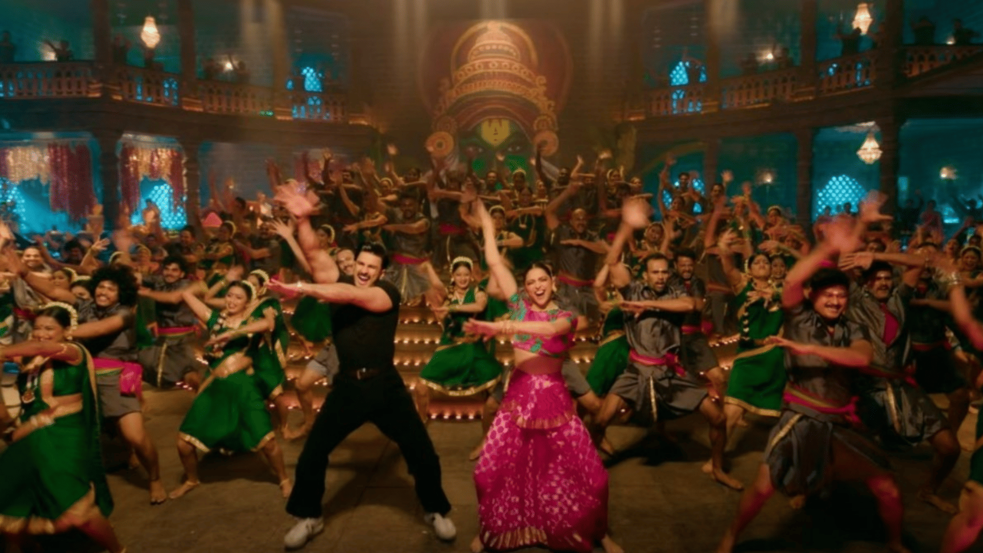 rohit shetty talked about govinda struggle cirkus special screening ranveer singh Jacqueline Fernandez film