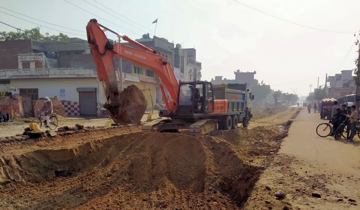 Construction work of underpass started without protest, picket postponed
