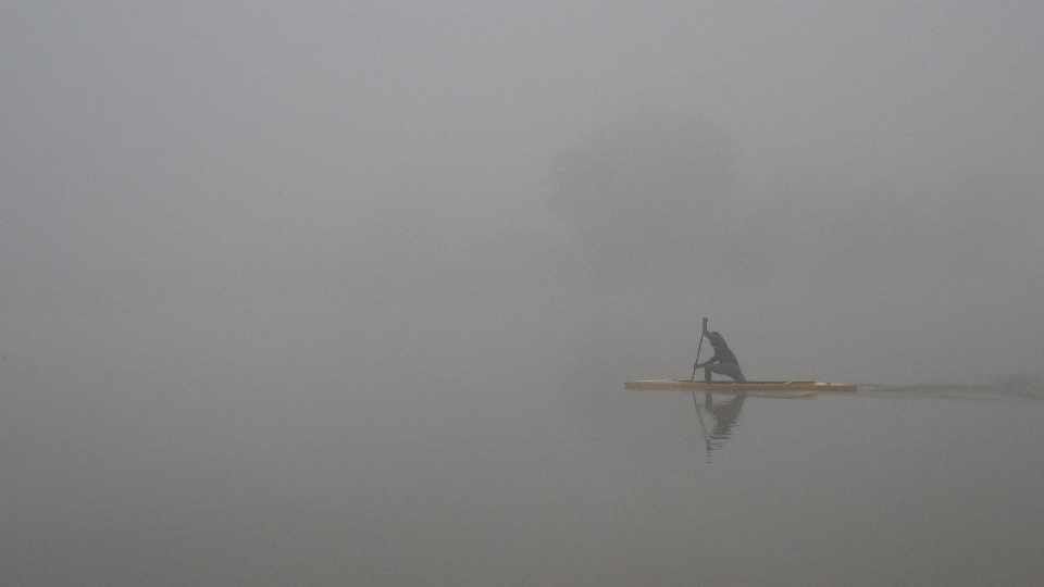 Chandigarh Weather Updates Dense Fog Delays Trains and Flights in Chandigarh