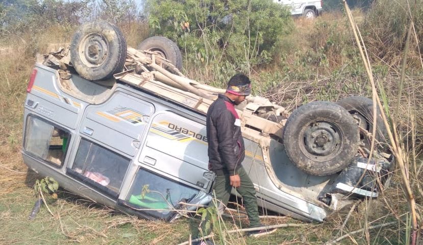 Six injured in road accident, admitted