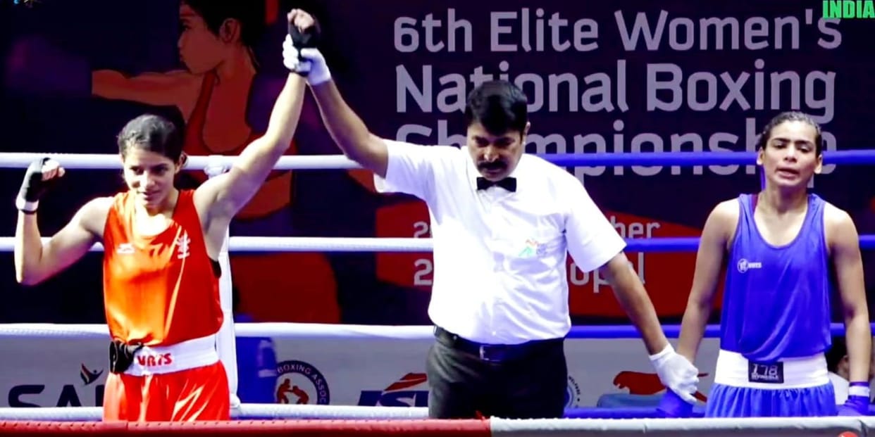 Boxer Sakshi Dhanda entered the ring for the first time from the army