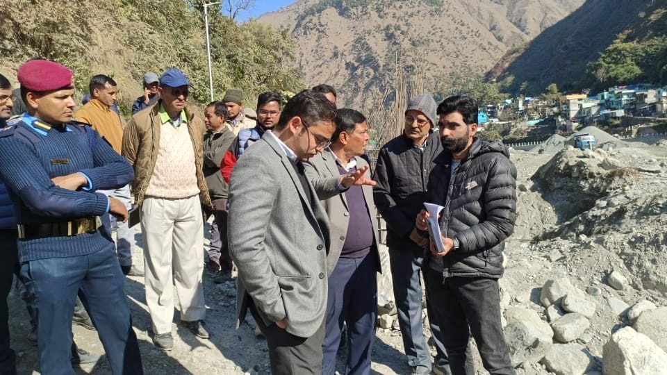 Indo-Nepal officials inspected embankment construction