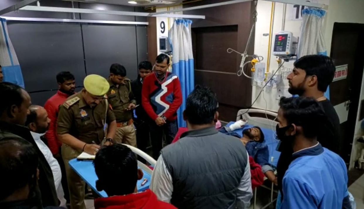 Firing on young man who walking outside house in mau old enmity being reason