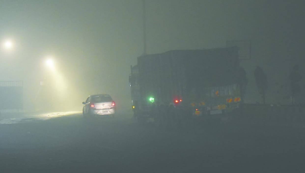 Cold is increasing continuously in Meerut And for second time temperature has reached 10 degrees in 48 years