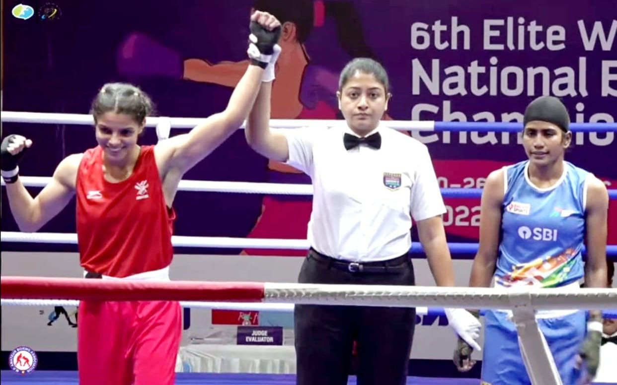 Sakshi won the match by defeating Tamil Nadu boxer