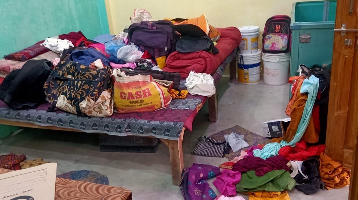 balrampur,stolen,money