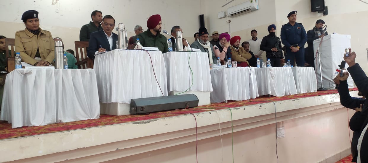 Sports Minister gets angry at officers in first meeting