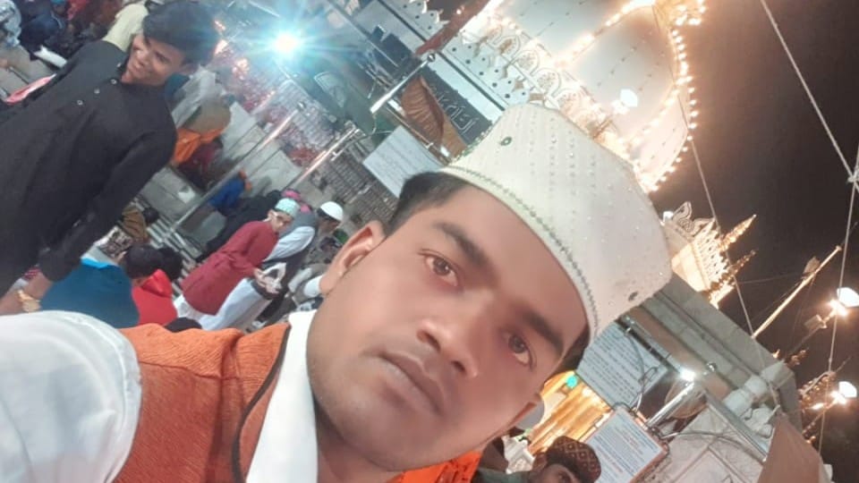 Brutal murder of a young man in Chhatarpur, stabbed with knives, shot