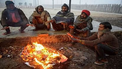 Up Weather: Cold Winds Increased Melting In The State - Amar Ujala Hindi  News Live - Up Weather :ठंडी हवाओं ने बढ़ाई गलन, न्यूनतम 4.8 डिग्री के साथ  बरेली सबसे ठंडा, अभी