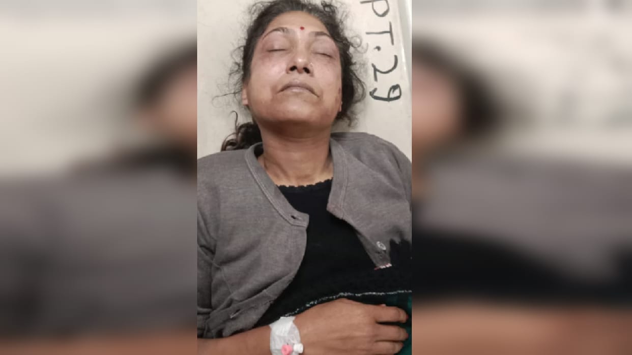 Entering house taking woman hostage and looting in Gorakhpur