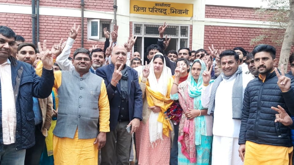 Bhiwani: Ward 12 councilor Anita Malik elected chairperson of zila parishad