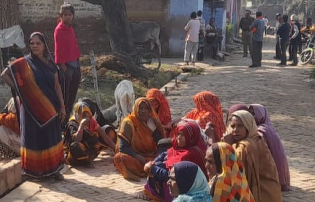 Woman beaten to death in kanpur, history sheeter roaming around village with blood stained stick