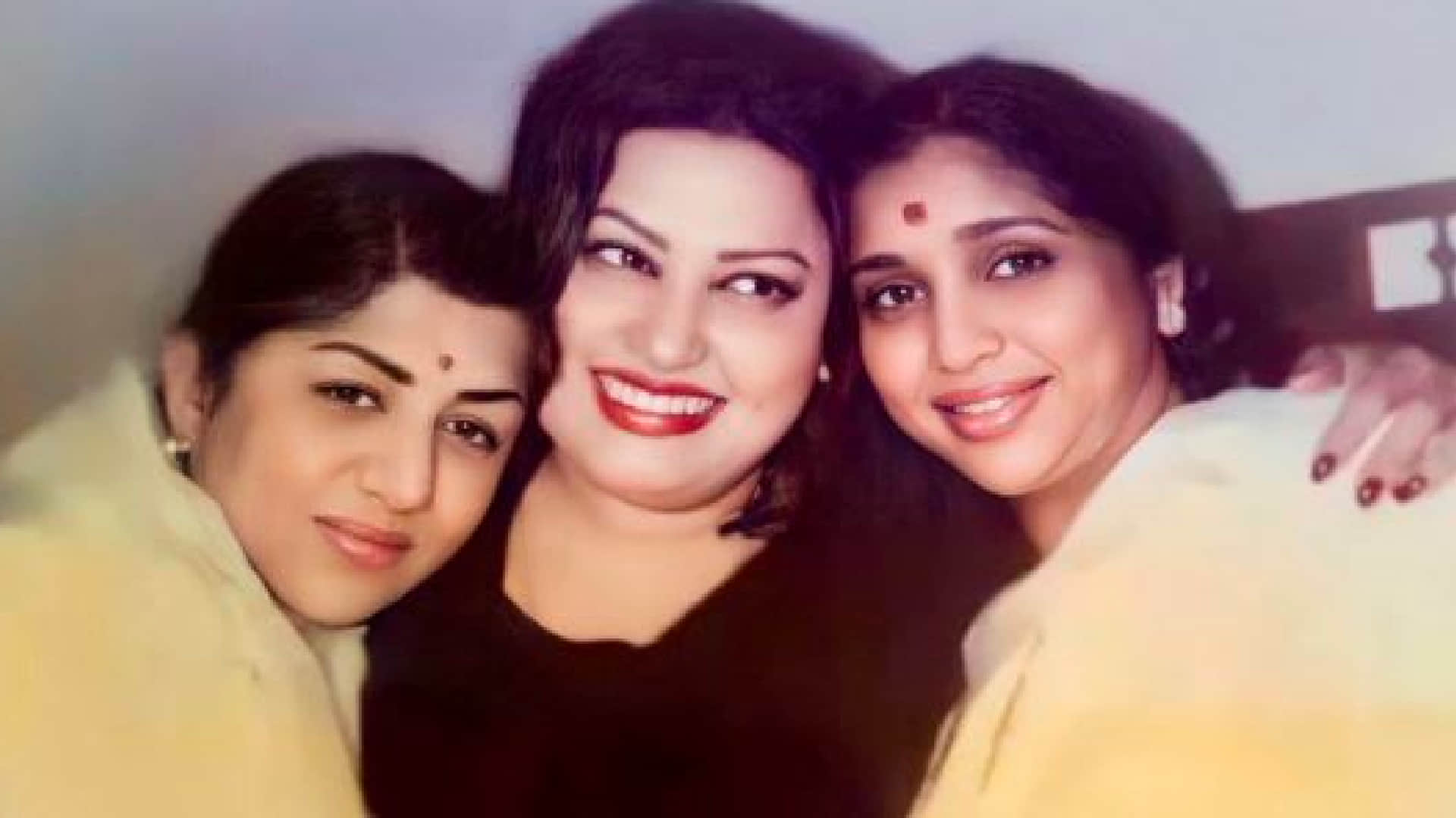 Noor Jehan Death Anniversary know some interesting facts about Malika-e-Tarannum and her personal life