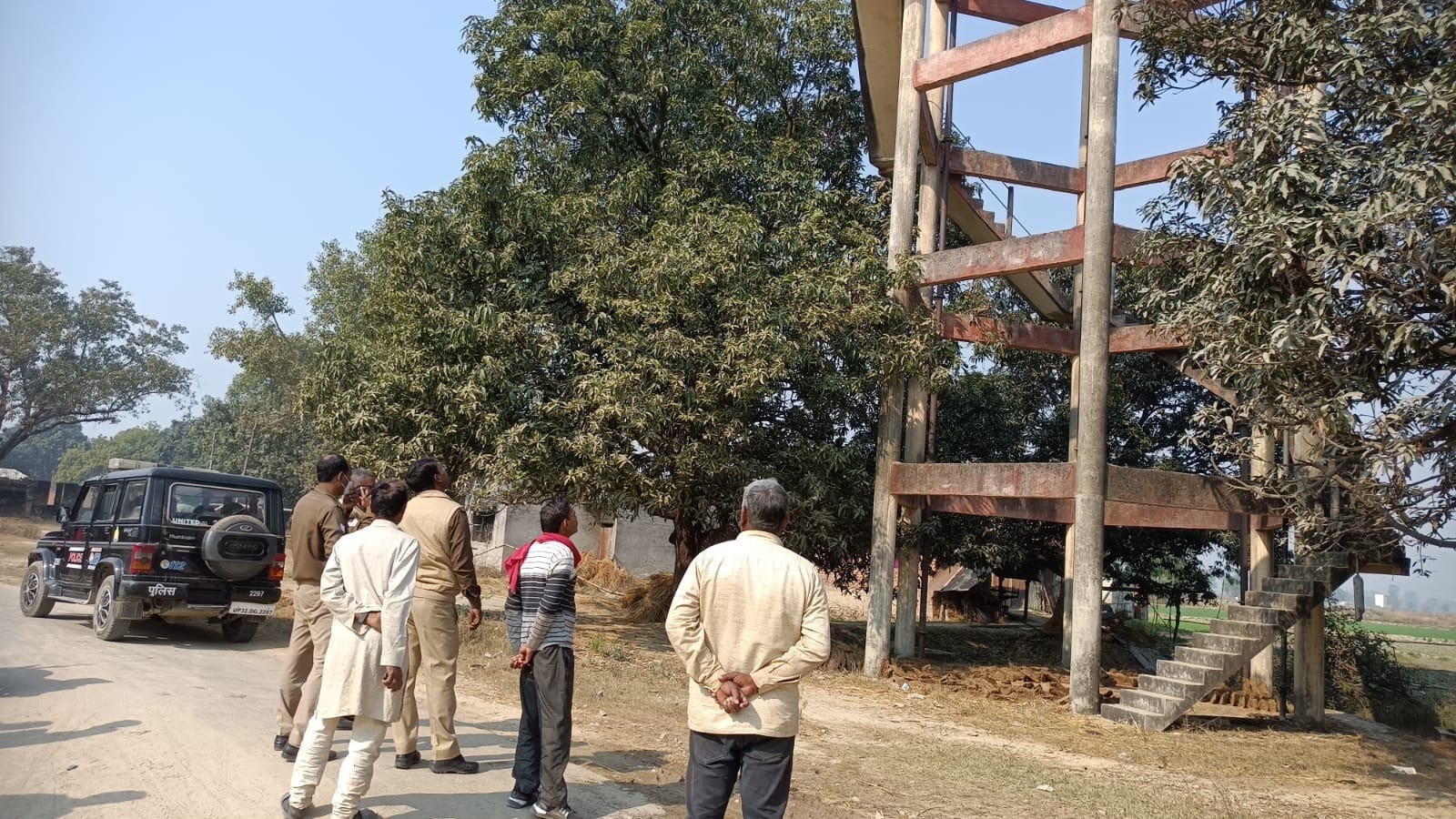 PHOTOS: Woman climbed on water tank in Bhadohi, serious allegations on Tehsil administration