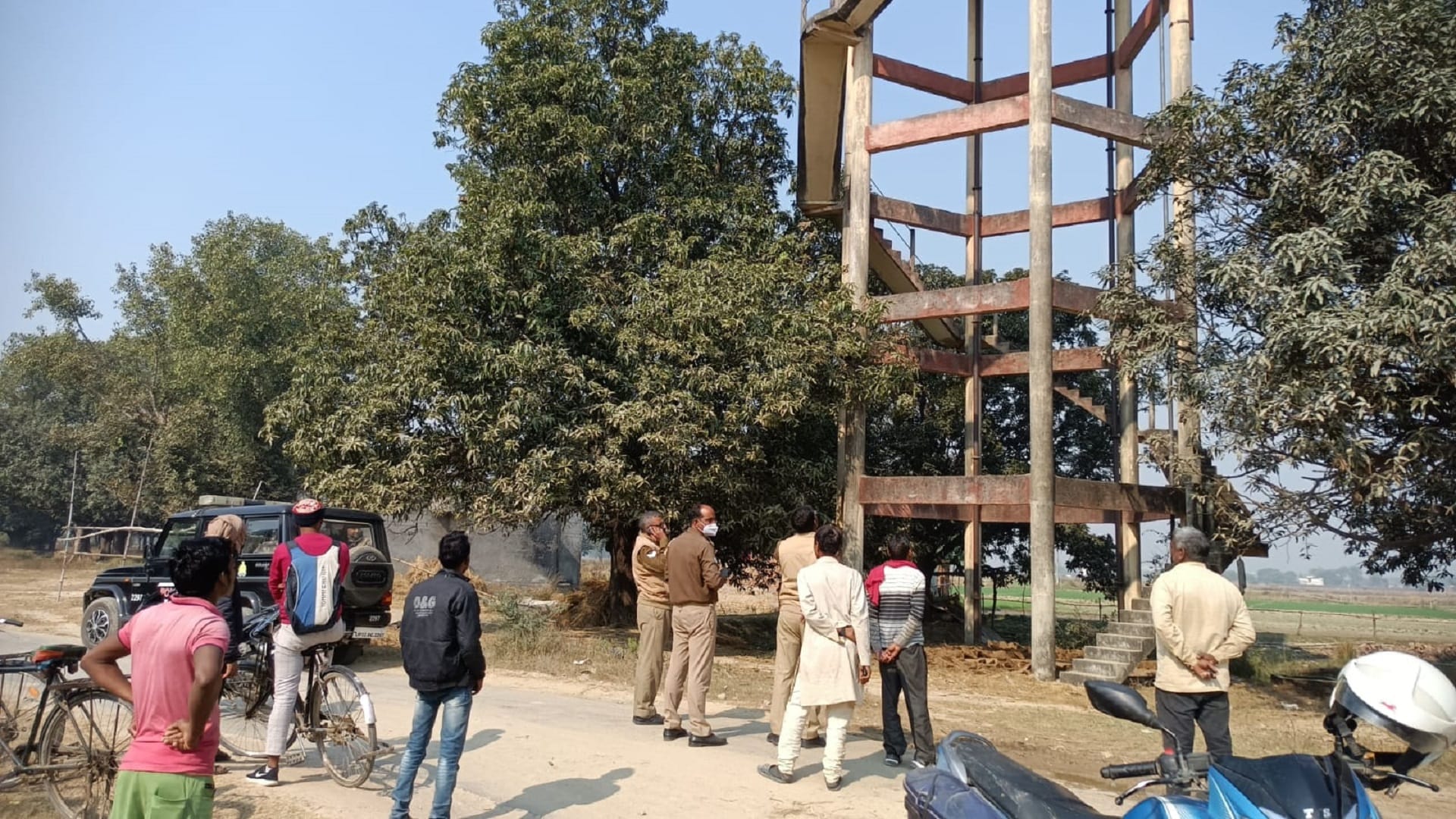 PHOTOS: Woman climbed on water tank in Bhadohi, serious allegations on Tehsil administration
