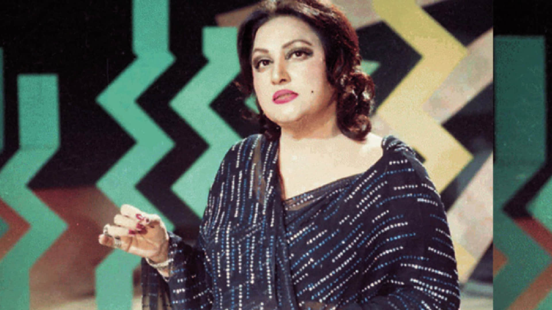 Noor Jehan Death Anniversary know some interesting facts about Malika-e-Tarannum and her personal life