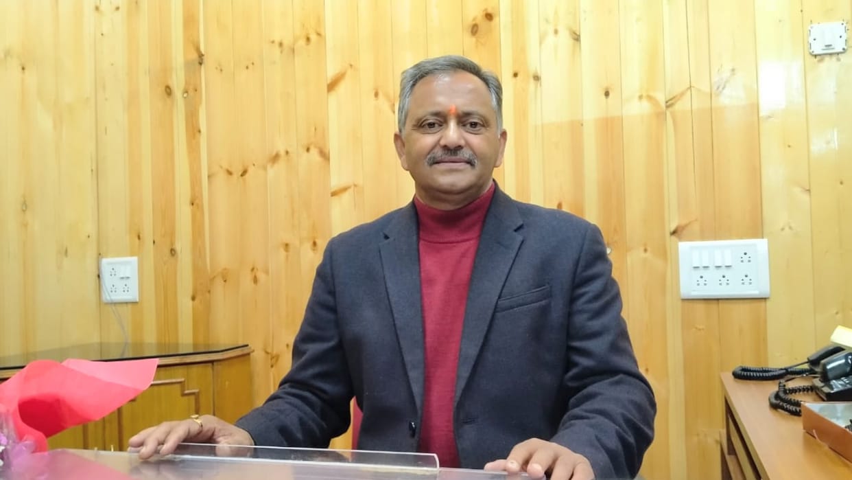 Shimla News: CM principal media advisor Naresh chauhan statement