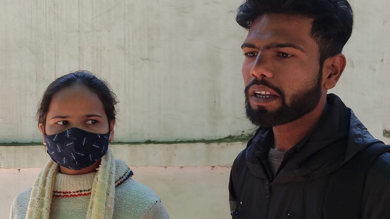 student cheated of rs 71000 on pretext of activating credit card in bareilly