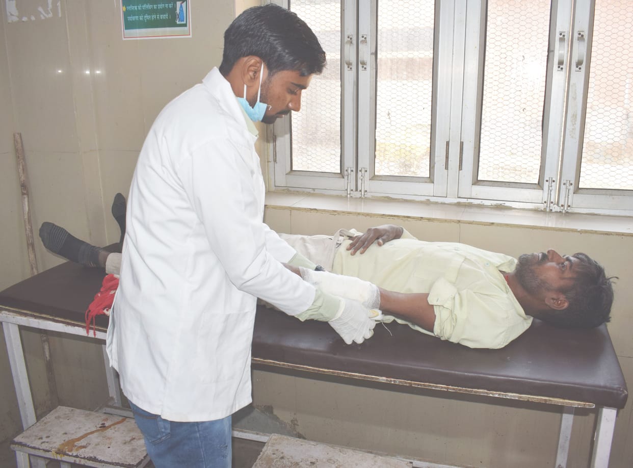 aata ahakki blast five injured