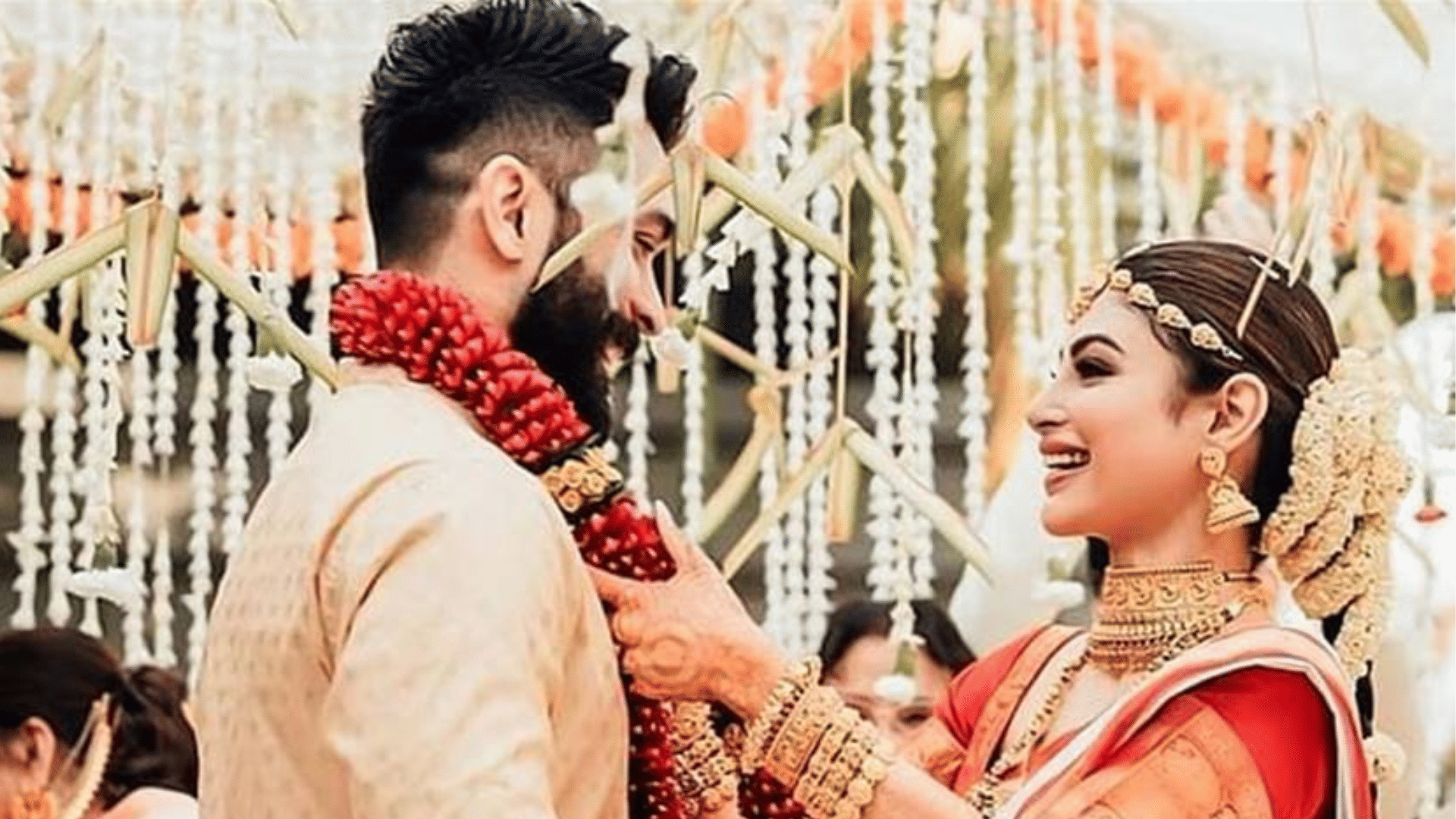 Bollywood Actresses Who Ditches Lehnga And Wore Saree In Wedding From Alia Bhatt to Dia Mirza