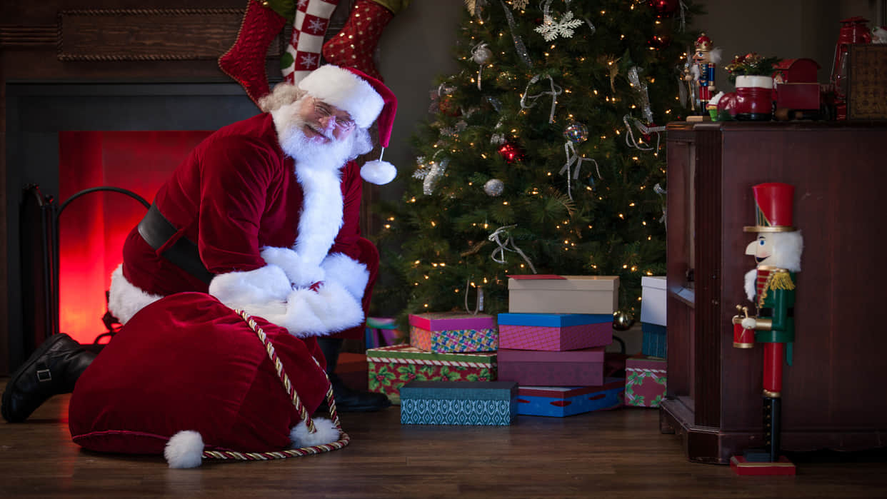 Merry Christmas 2022 who is santa claus why is Christmas celebrated on 25 december history story of christmas