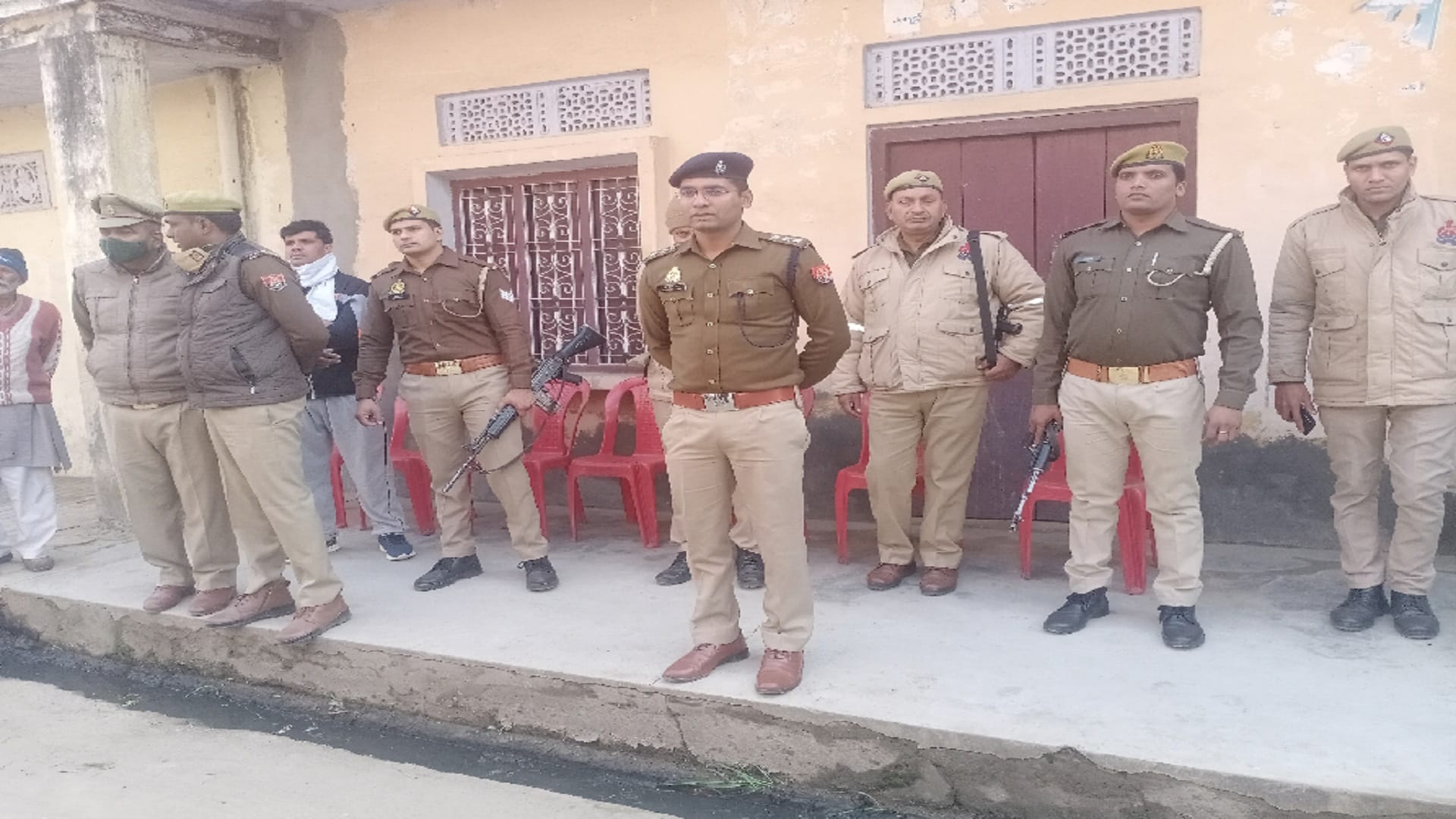 Muzaffarnagar: There is mourning in the family and village in the memory of martyr army hero Lokesh Sehrawat