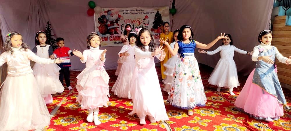 Children tied up with cultural presentations on Christmas